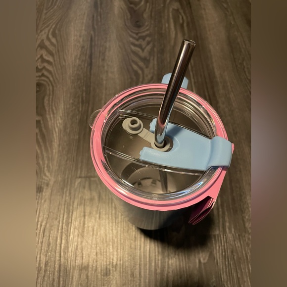 NWT Lilo and stitch tumbler with straw 40oz - Picture 3 of 4